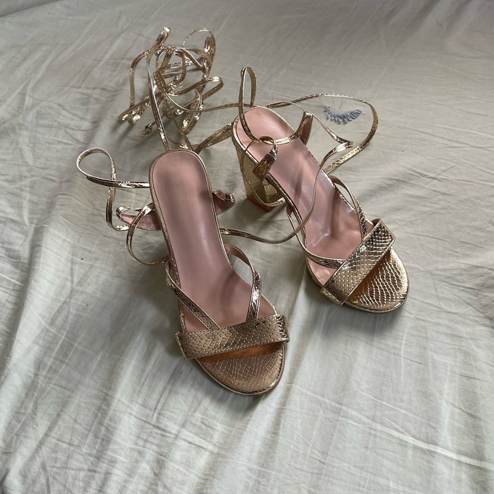 Elegant Gold Strappy Heels